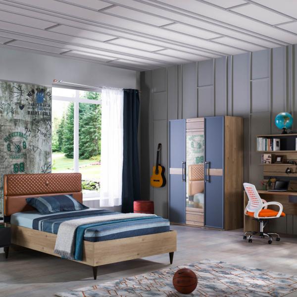 Lauren Young Room Set