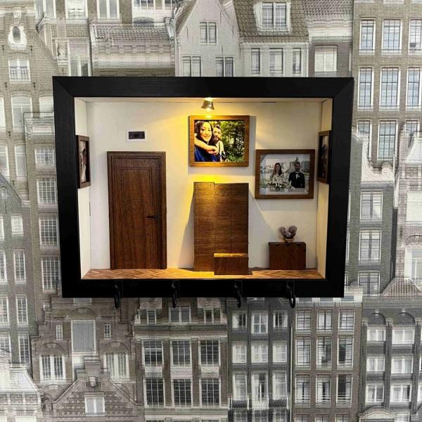 Diorama Doorway LED Keychain