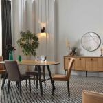 Vista Dining Room Set