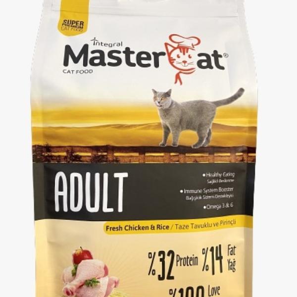 MasterCat Adult Cat Food with Chicken
